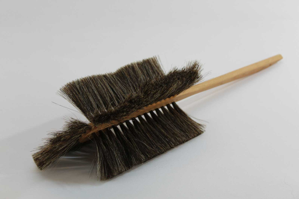 Heizkörperbürste, 3 Reihen, 50 cm / Rosshaar, Schwertform